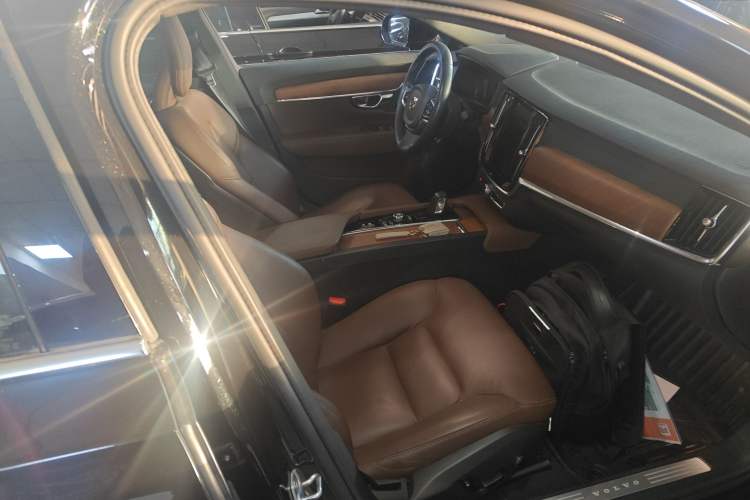 Used Volvo S90 2021 B5 Zhiyi Luxury Edition