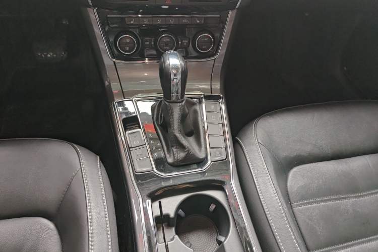 Used Volkswagen Passat 2016 330TSI DSG Luxury Edition