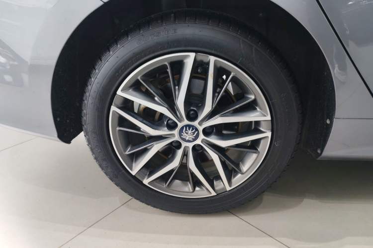 Used BYD Qin PLUS 2021 DM-i 55KM Flagship Model
