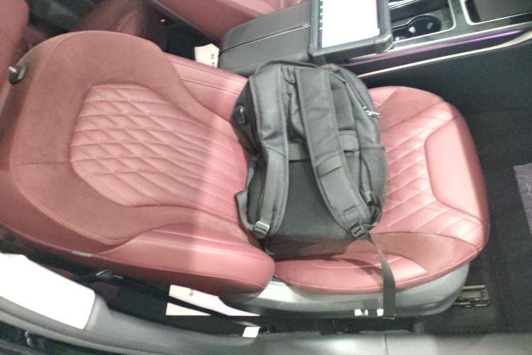 Used Hongqi HS5 2023 2.0T Qixiang Pro Edition