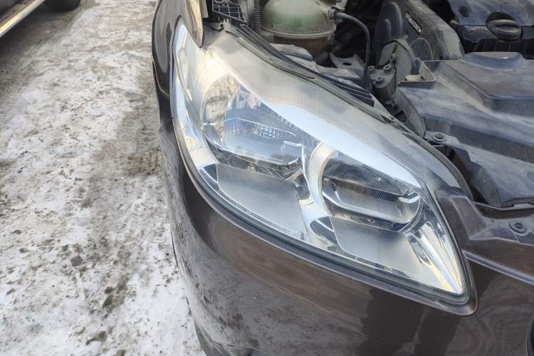 Used Peugeot 301 2016 1.6L Automatic Comfort Edition
