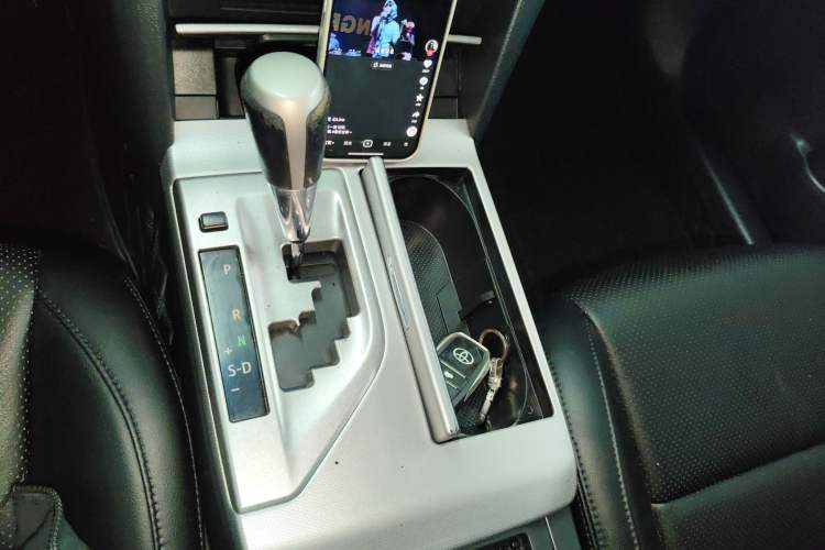 Used Toyota Camry 2012 Junrui 2.0S Radiant Edition
