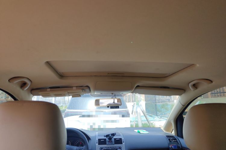 Used Volkswagen Touran 2011 1.4T DSG ZhiZhen Edition 7-Seater