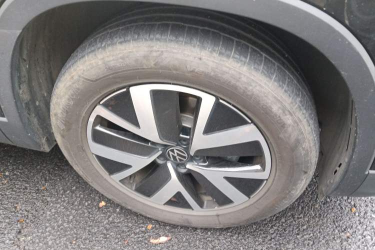 Used Volkswagen Tayron 2023 280TSI Two-Wheel-Drive Luxury Plus Advanced Version