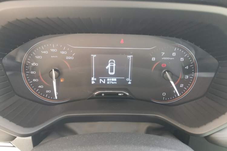 Used Wuling Jiachen 2022 1.5L Manual Comfort Edition

