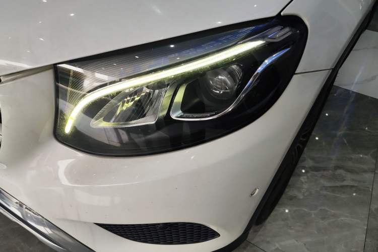 Used Mercedes-Benz GLC 2016 GLC 260 4MATIC Dynamic Edition