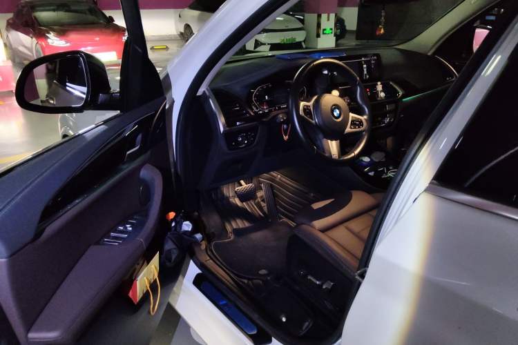 Used BMW X3 2020 xDrive25i M Sport Package Driver Seat