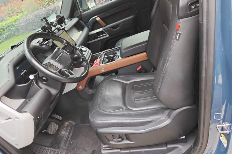 Used Land Rover Defender 2022 90 2.0T P300 X-DYNAMIC HSE