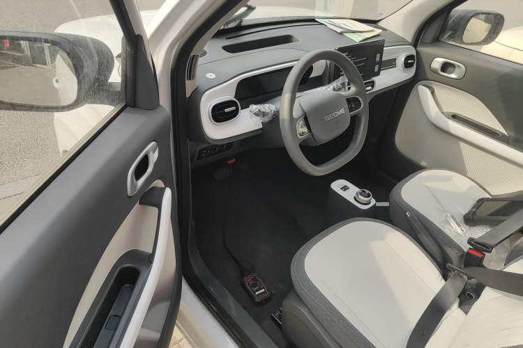 Used Geely Galaxy Panda 2025 210 km – Yuanqi Bear