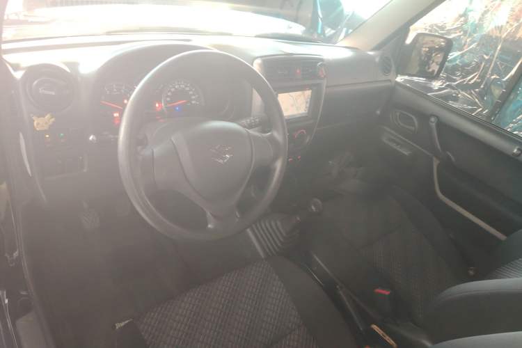 Used Suzuki Jimny 2015 1.3 MT JLX