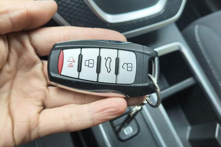 Used Haval M6 2023 PLUS 1.5T DCT Elite Smart Connectivity Model
