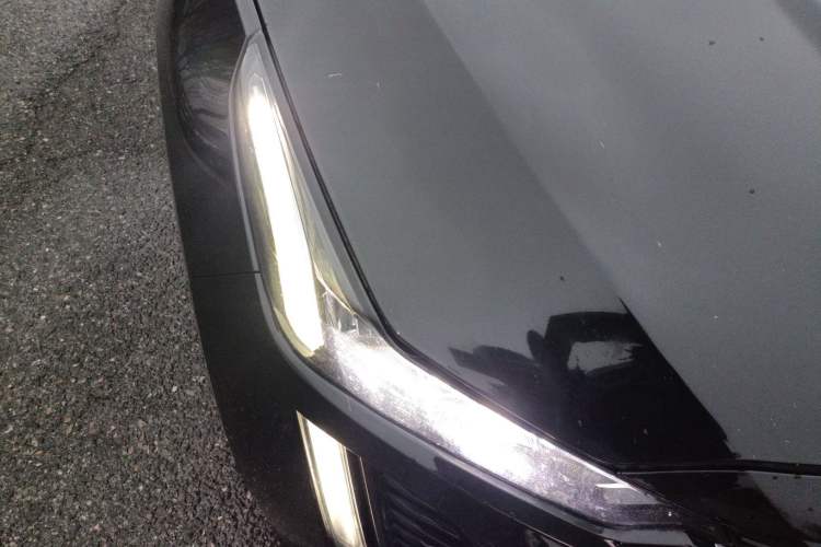 Used Cadillac CT5 2021 28T Luxury Model