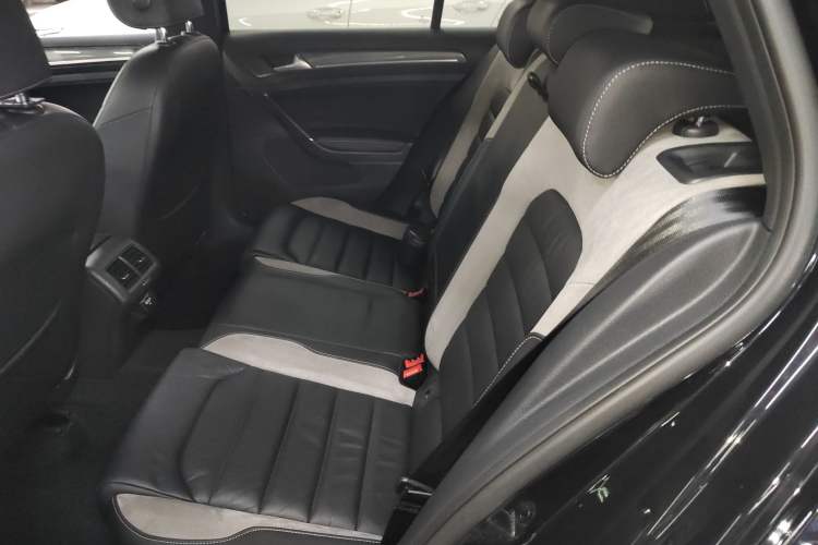 Used Volkswagen Golf 2019 280TSI DSG R-Line China VI Standard