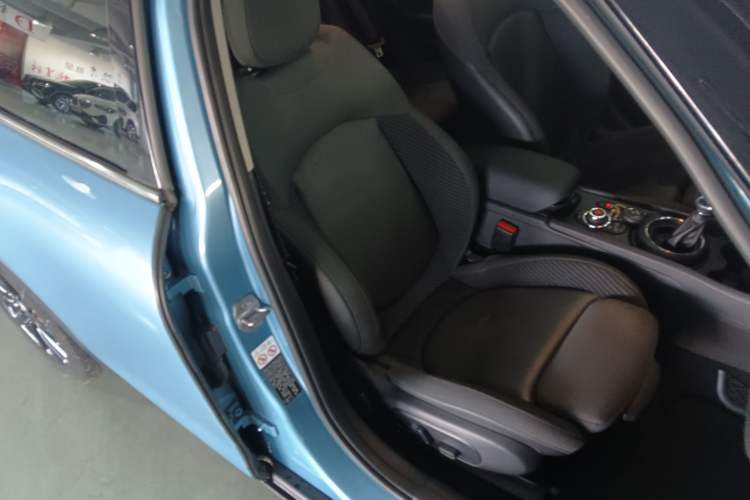 Used MINI Clubman 2016 Revised Version 1.5T COOPER Connoisseur Edition