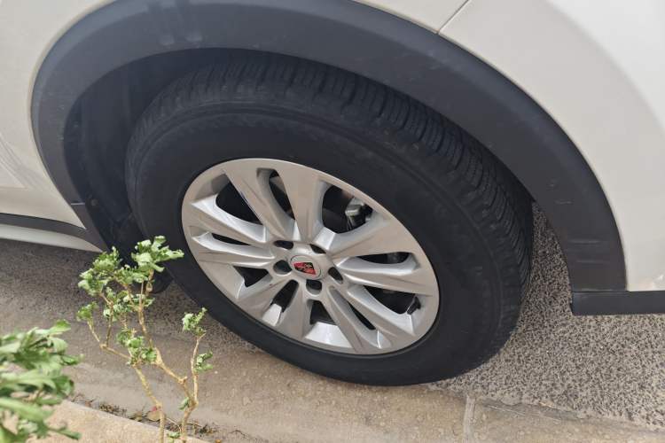 Used Roewe RX5 2018 20T Two-Wheel Drive Manual Flagship Edition
