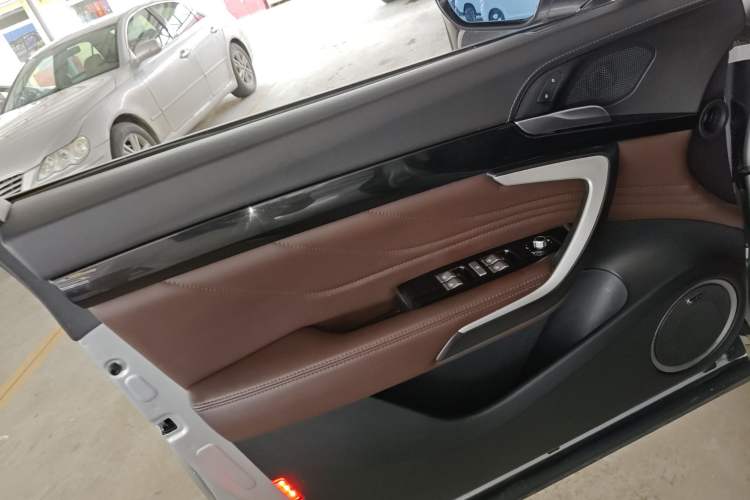 Used Wey VV7 2017 2.0T Flagship Model