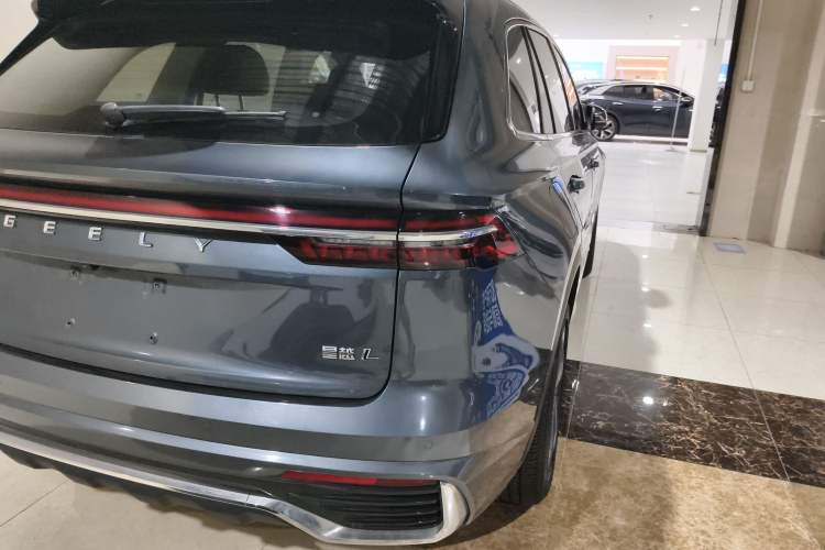 Used Geely Auto Monjaro L 2024 2.0TD High-Power Automatic Two-Wheel Drive Yunqi Version
