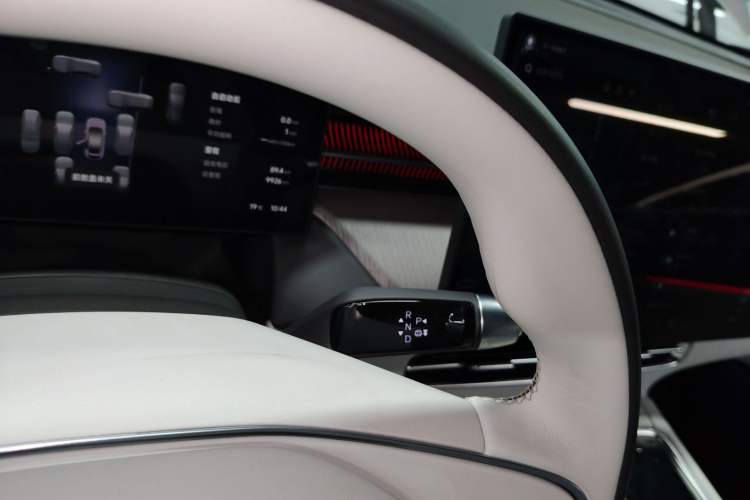 Used XPeng G6 2025 625 Long-Range Max Flagship Edition