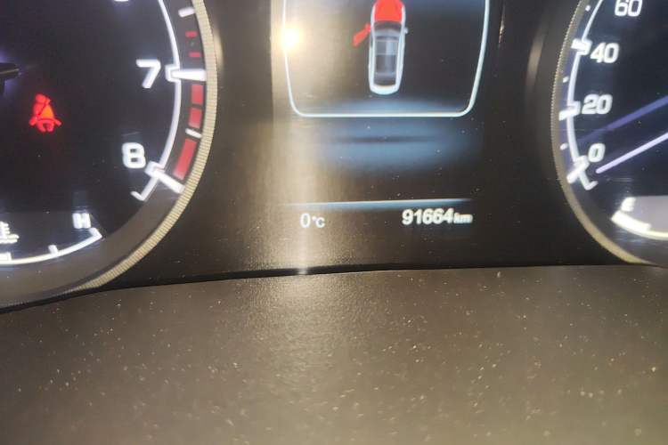 Used CHANGAN Raeton CC 2018 1.5T Automatic Haoya Model Guangmang Edition China V Standard Odometer Close Up