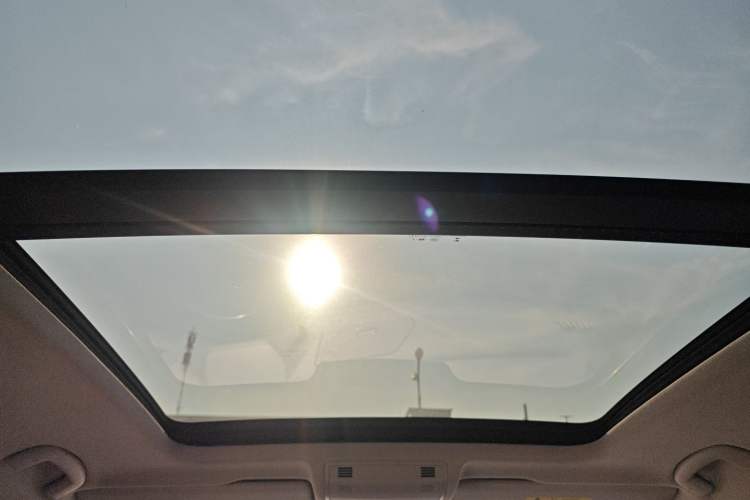 Used Volkswagen Tayron GTE Plug-in Hybrid 2020 1.4T Luxury Model Headliner