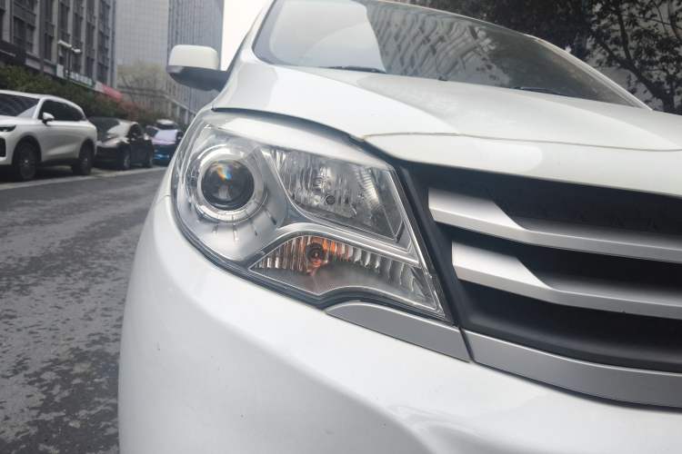 Used Jinbei 750 2015 1.5L Luxury Model