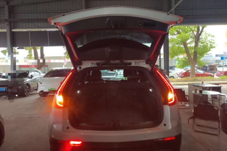 Used Cadillac XT4 2020 28T Two-Wheel-Drive Leading Version
