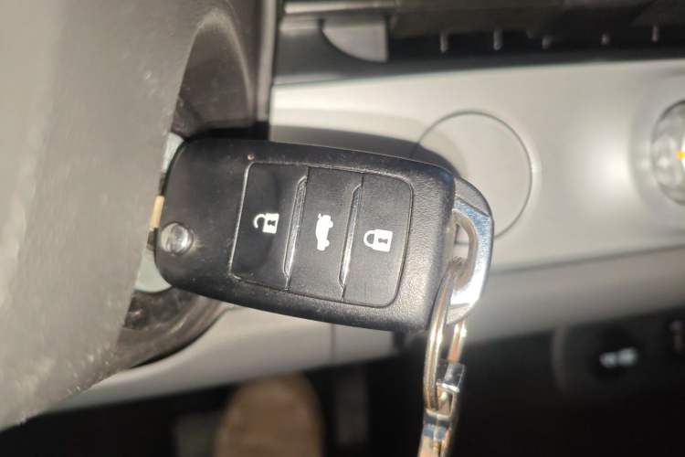 Used CHANGAN NEVO Lumin 2023 205km Xiangqin Version
