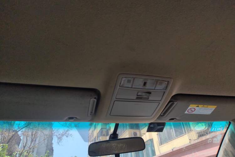 Used Toyota Highlander 2012 2.7L 2WD 5-Seater Elite Edition
