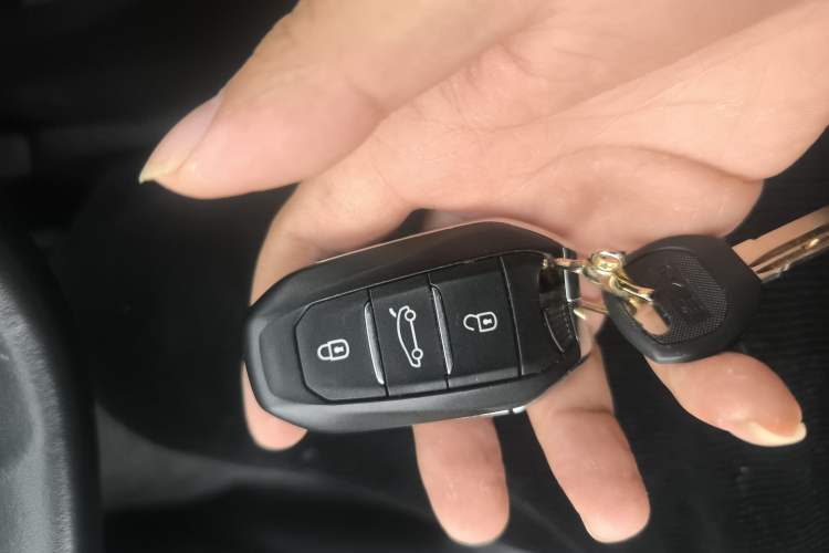 Used Peugeot 5008 2019 400THP 5-Seat Elite Edition