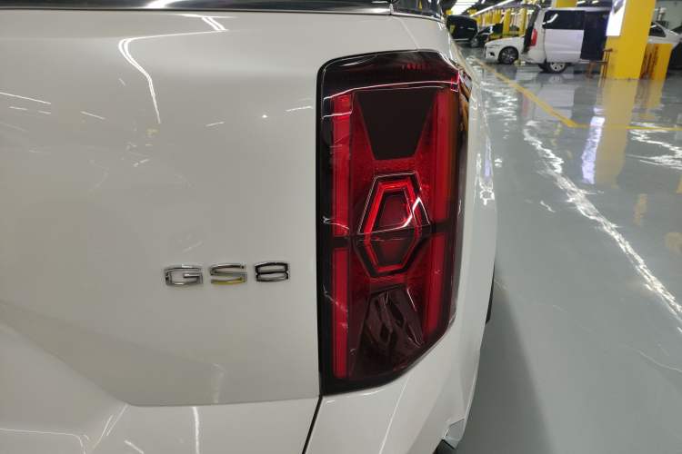 Used GAC Trumpchi GS8 2022 Flagship Series 2.0 TGDI Two-Wheel-Drive Prestige Edition (6-seater)