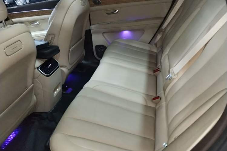 Used Hima AITO M7 2024 1.5T Rear-Drive Plus Version 5 Seats Left Rear Seat