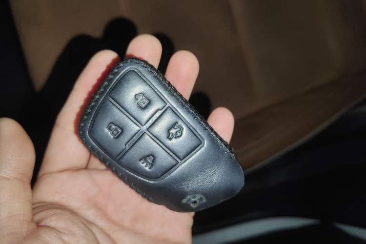 Used Buick Envision 2020 Encore S 652T Two-Wheel Drive Luxury Model