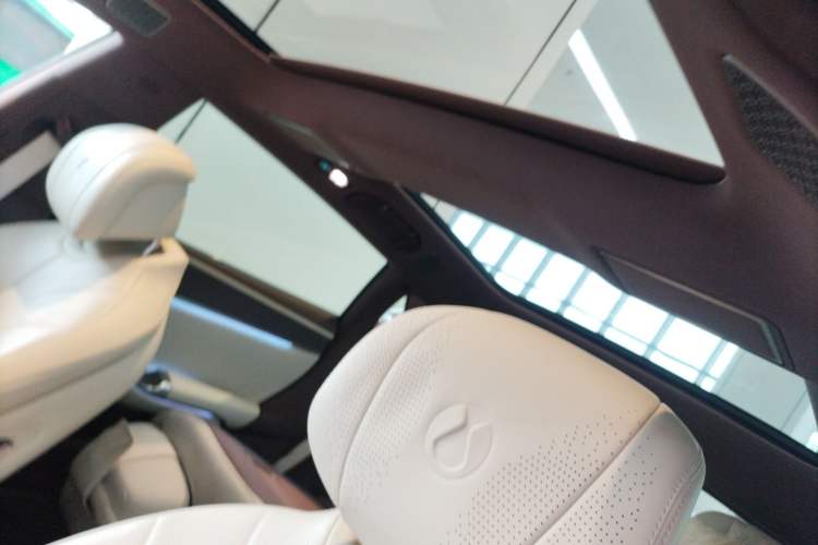 Used Denza Z9GT 2024 1100 Four-Wheel Drive Ultra Version
