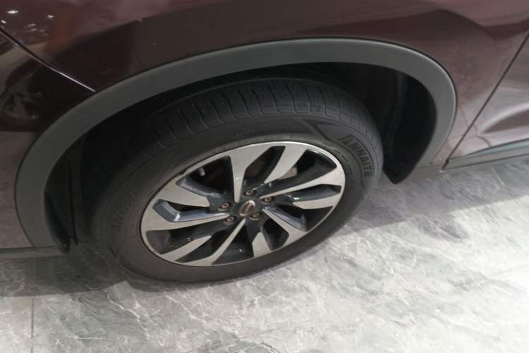 Used GAC Trumpchi GS4 2018 235T Automatic Two-Wheel Drive Elite Edition Left Front Wheel Hub