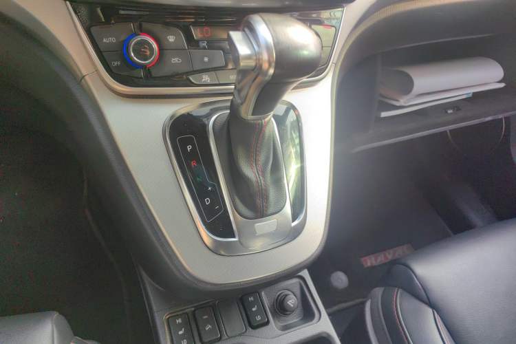 Used Haval H6 2015 Sport Edition 1.5T Automatic Two-Wheel Drive Luxury Model