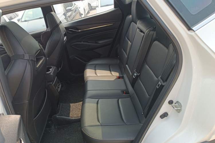 Used CHANGAN OSHAN X5 PLUS 2023 1.5T DCT Excellence Edition Left Rear Seat