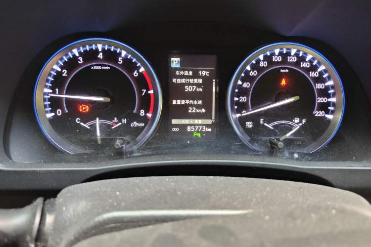 Used Toyota Highlander 2018 2.0T Four-Wheel Drive Prestige Version 7 Seats China VI Standard Odometer Close Up