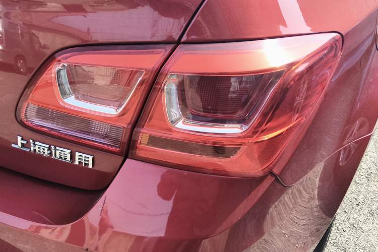 Used Chevrolet Cruze 2015 1.5L Classic SE MT Right Rear Taillight