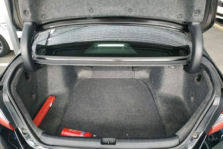 Used Honda Accord 2018 Rui·Hybrid 2.0L Rui Ku Edition China VI Trunk