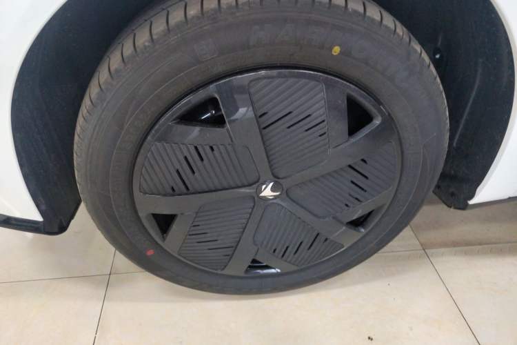 Used ARCFOX T1 2025 Model 425 PRO
