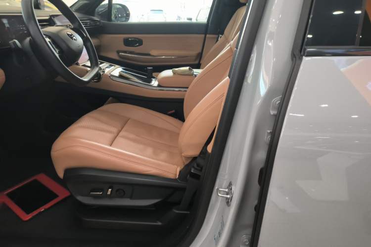 Used Nio ES8 2020 415 km Range 7-Seater Version