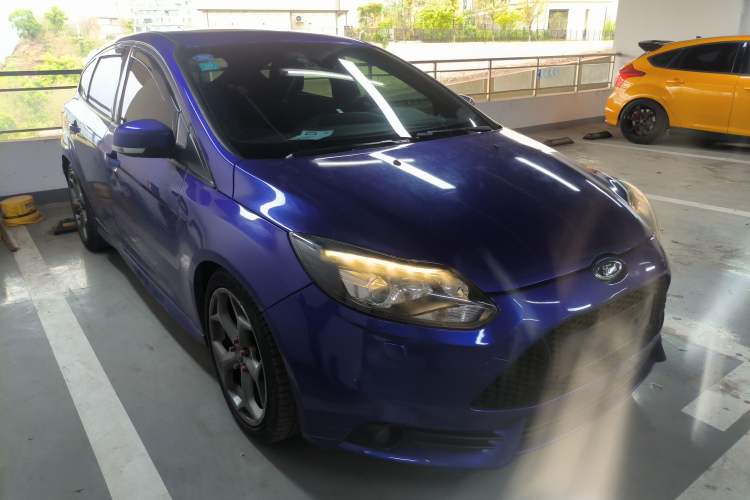 Used Ford Focus 2013 2.0T ST Standard Edition