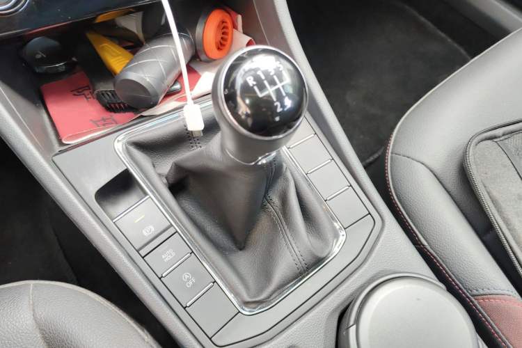 Used Volkswagen Bora 2020 1.5L Manual Comfort Version
