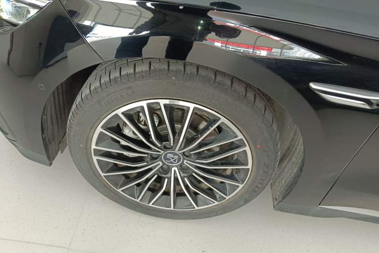 Used BYD Han 2025 DM-i Intelligent Driving Edition 125KM LiDAR Flagship Model
