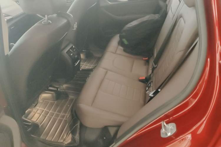 Used BMW X3 2018 xDrive25i M Sport Package China VI Left Rear Seat