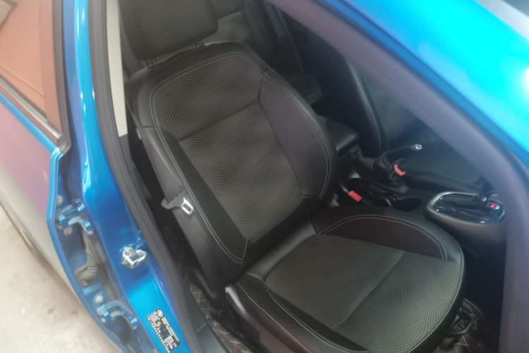 Used Buick GT 2014 XT 1.6L Automatic Fashion Edition
