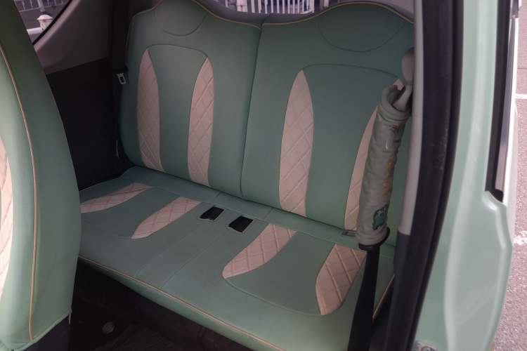 Used Wuling Hongguang MINIEV 2021 Macaron Premium Model – Lithium Iron Phosphate