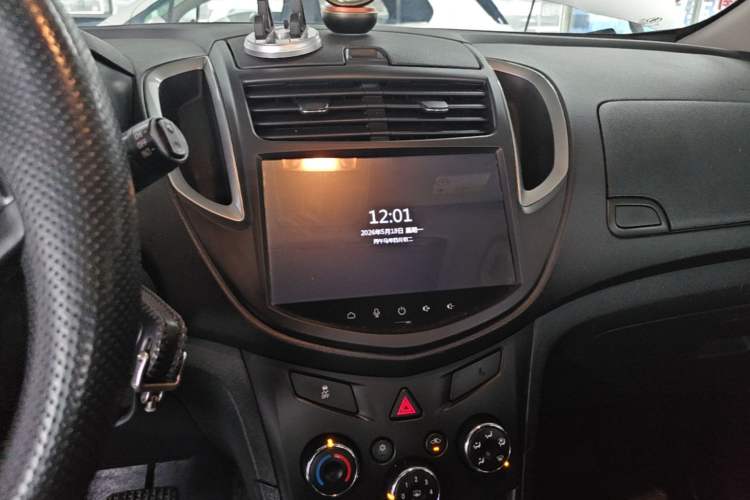 Used Chevrolet Trax 2016 1.4T Automatic Two-Wheel Drive Comfort Version with Sunroof
