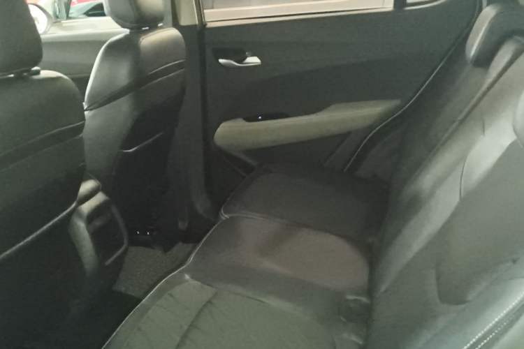 Used Baojun 510 2017 1.5L Manual Fashion Model