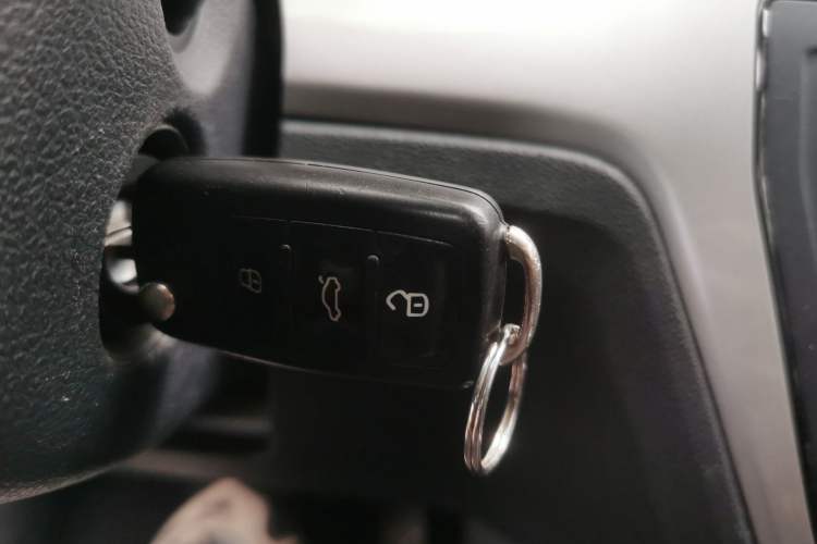 Used Volkswagen Lavida 2017 1.6L Automatic Fashion Edition
